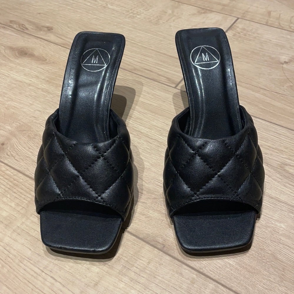 Black, quilted, kitten heel